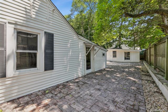 26 Flanders Boulevard, Flanders, NY 11901