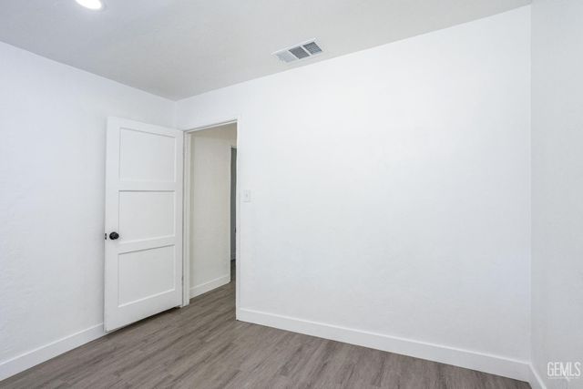 3325 Monterey Street, Bakersfield, CA 93306