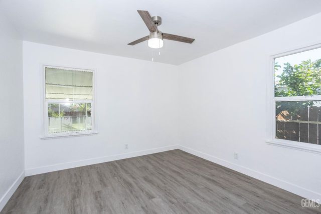 3325 Monterey Street, Bakersfield, CA 93306