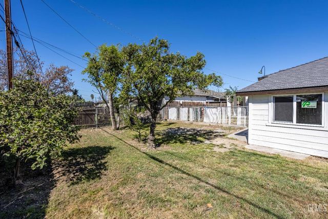 3325 Monterey Street, Bakersfield, CA 93306