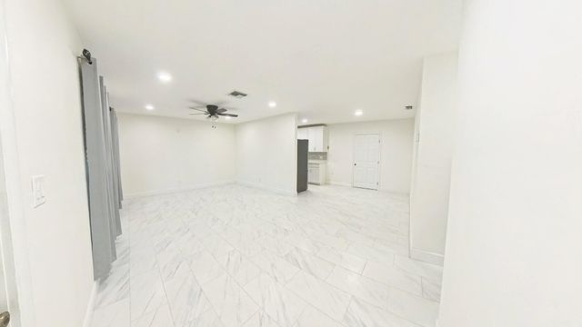 341 HENTHORNE Drive, Palm Springs, FL 33461