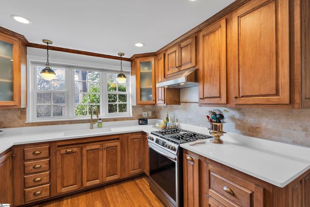 120 Lullwater Road, Greenville, SC 29607