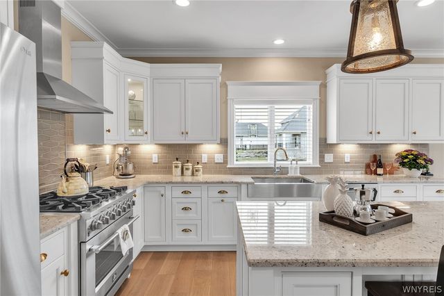 9681 Sand Cherry Court, Clarence, NY 14032