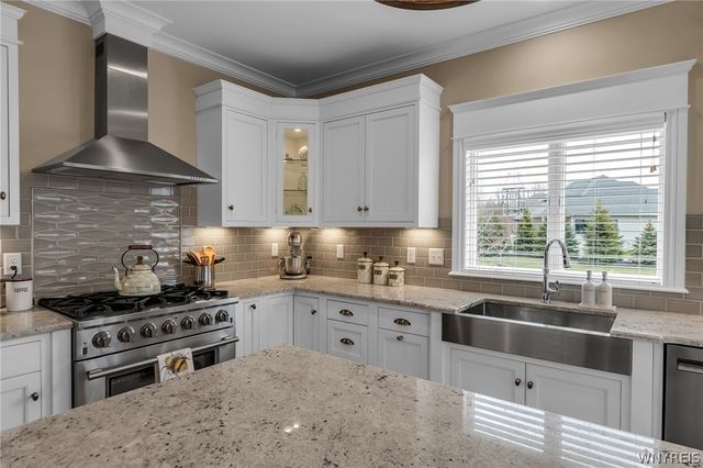 9681 Sand Cherry Court, Clarence, NY 14032