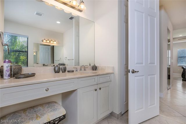 3296 Pacific DR, Naples, FL 34119