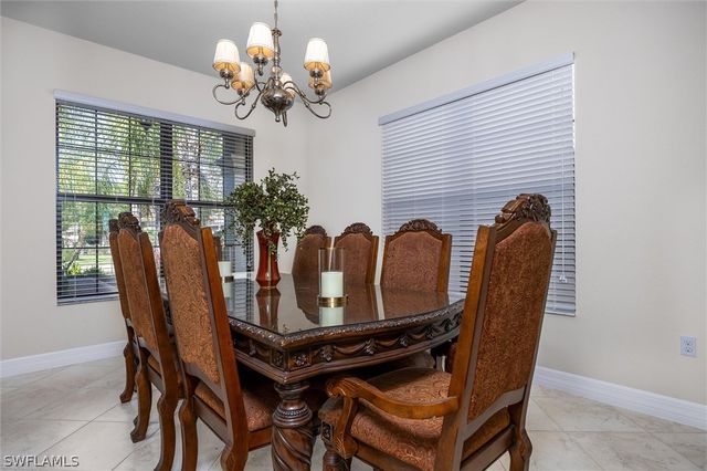 3296 Pacific DR, Naples, FL 34119