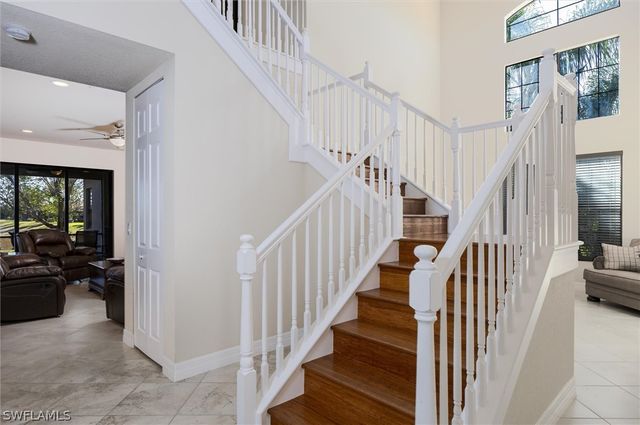 3296 Pacific DR, Naples, FL 34119