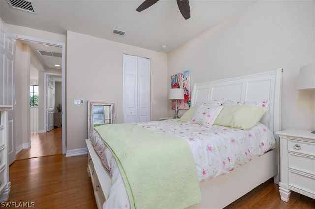 3296 Pacific DR, Naples, FL 34119