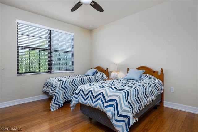 3296 Pacific DR, Naples, FL 34119