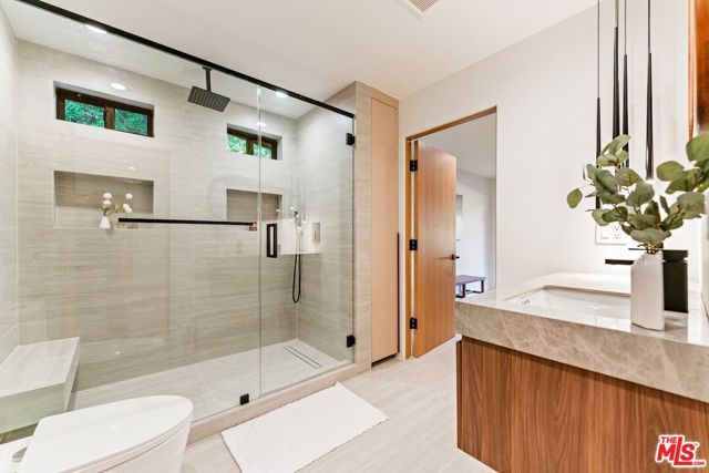 6022 Elba Place, Los Angeles, CA 91367