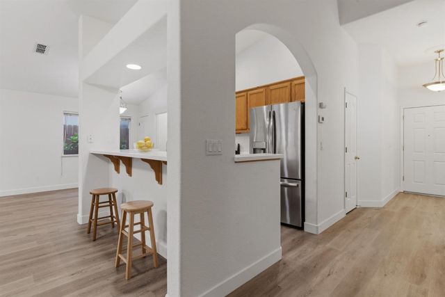 1009 Lambdin St, Manteca, CA 95336