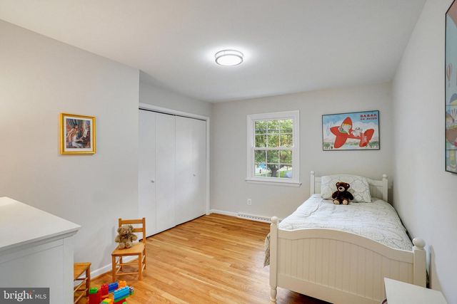 3300 PRINCE WILLIAM DR, Fairfax, VA 22031