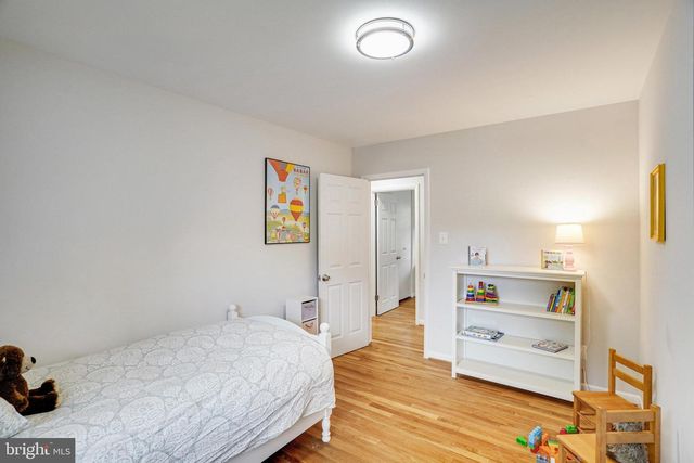 3300 PRINCE WILLIAM DR, Fairfax, VA 22031