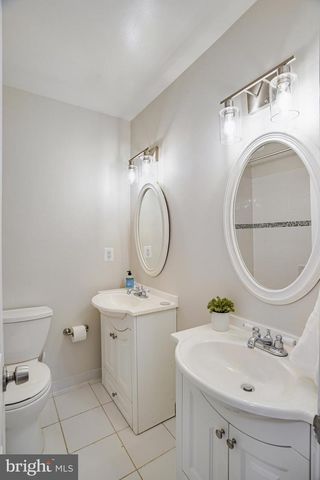 3300 PRINCE WILLIAM DR, Fairfax, VA 22031