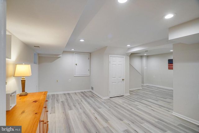 3300 PRINCE WILLIAM DR, Fairfax, VA 22031