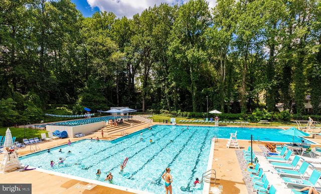 3300 PRINCE WILLIAM DR, Fairfax, VA 22031