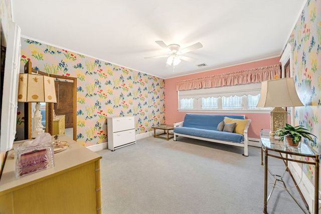 131 Fair Oaks Park, Needham, MA 02492