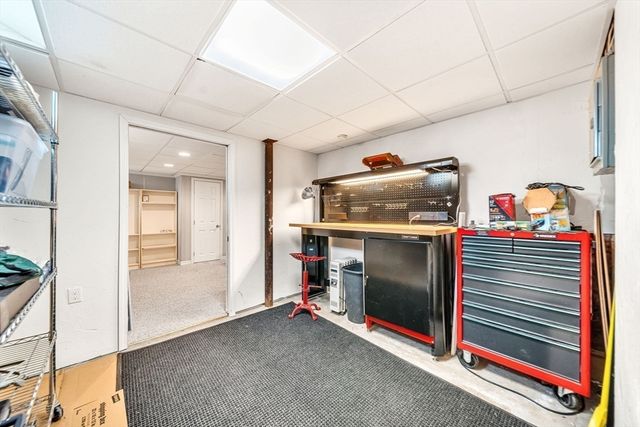 131 Fair Oaks Park, Needham, MA 02492