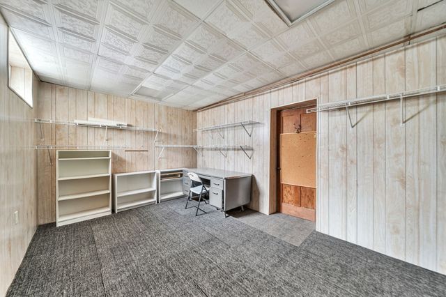 131 Fair Oaks Park, Needham, MA 02492