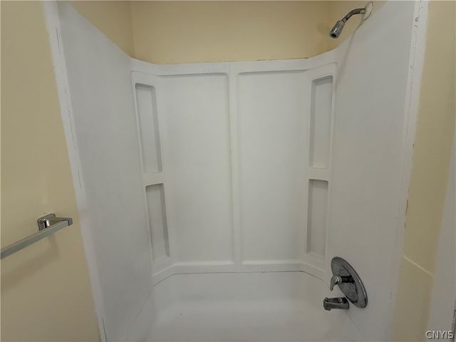 416 Danforth Street 1F, Syracuse, NY 13208