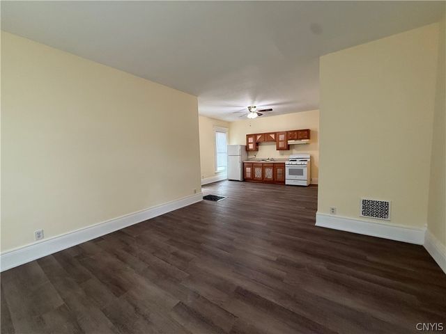 416 Danforth Street 1F, Syracuse, NY 13208