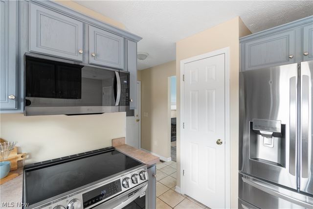 61 Weil Avenue, Coventry, OH 44319