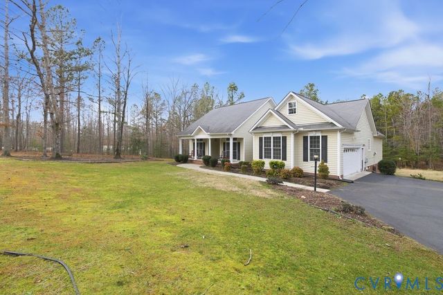 13630 River Rd, Chesterfield, VA 23838