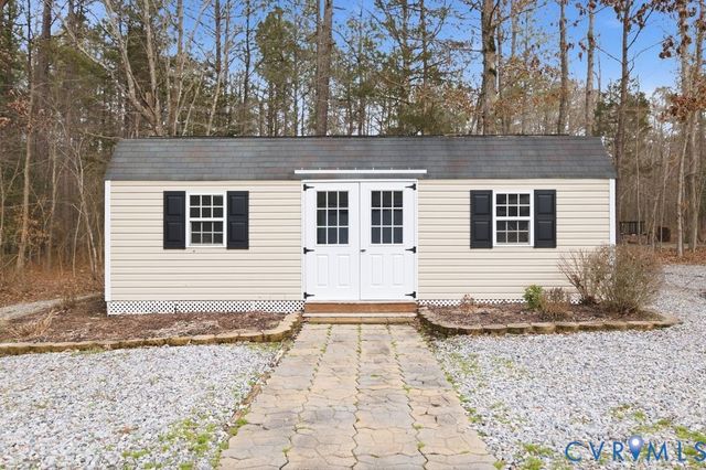 13630 River Rd, Chesterfield, VA 23838