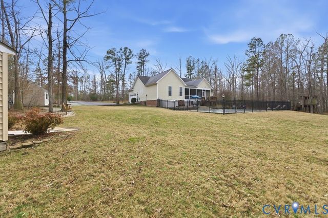 13630 River Rd, Chesterfield, VA 23838