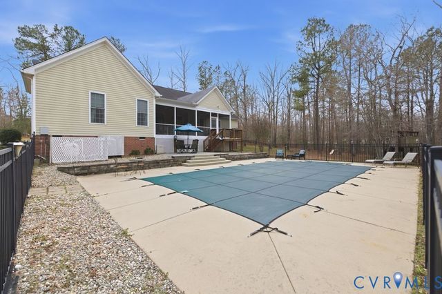 13630 River Rd, Chesterfield, VA 23838