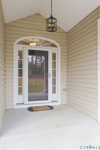 13630 River Rd, Chesterfield, VA 23838