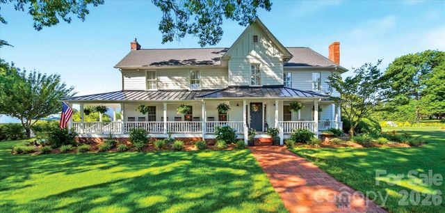 3453 Plateau Road, Newton, NC 28658