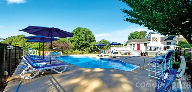 3453 Plateau Road, Newton, NC 28658