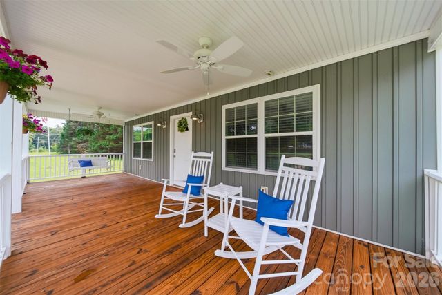 3453 Plateau Road, Newton, NC 28658