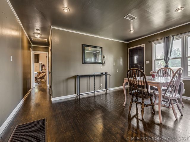 403 W 45th Street, Sand Springs, OK 74063