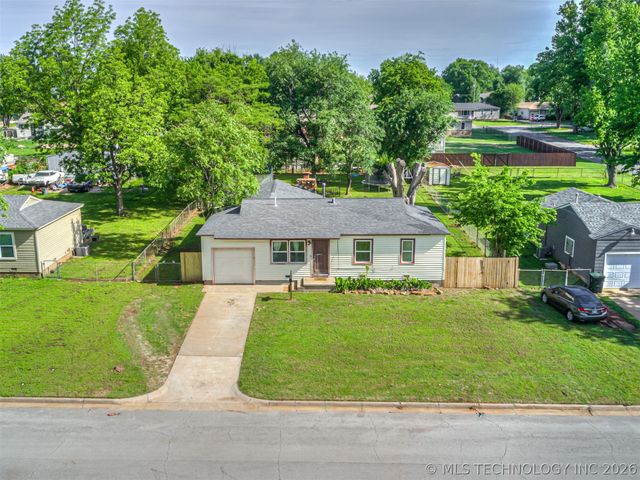403 W 45th Street, Sand Springs, OK 74063