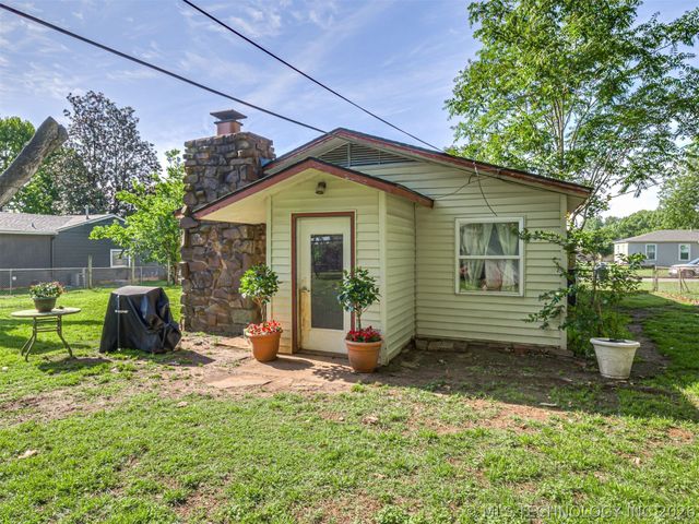 403 W 45th Street, Sand Springs, OK 74063