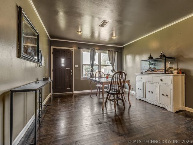 403 W 45th Street, Sand Springs, OK 74063