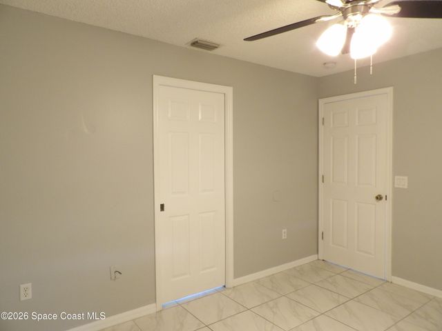 998 Camden Avenue NW, Palm Bay, FL 32907