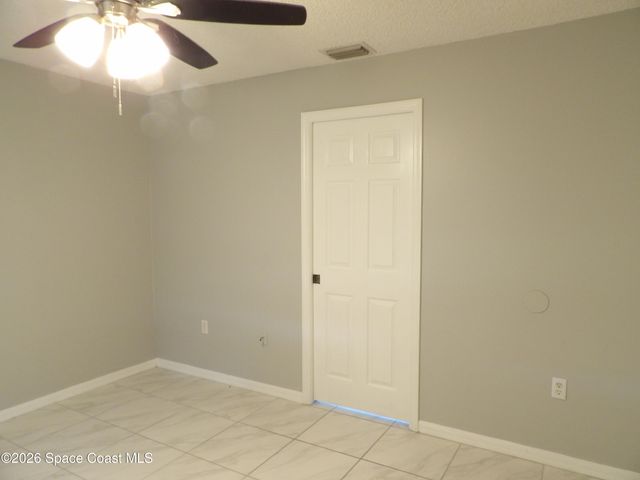 998 Camden Avenue NW, Palm Bay, FL 32907