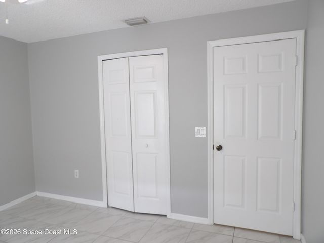 998 Camden Avenue NW, Palm Bay, FL 32907