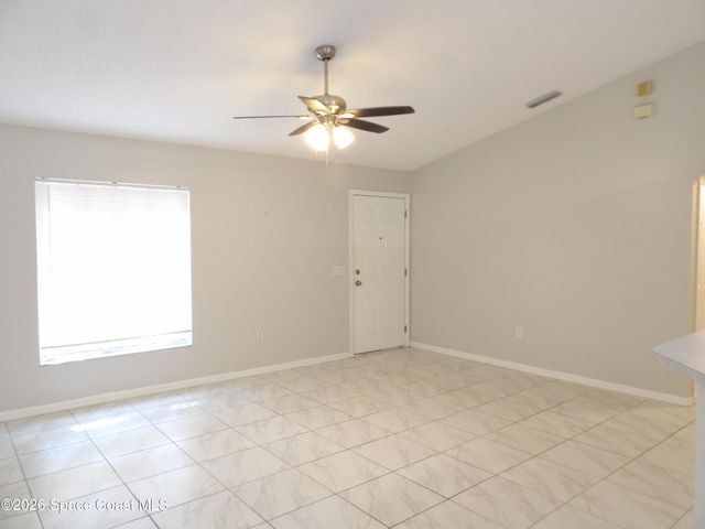 998 Camden Avenue NW, Palm Bay, FL 32907