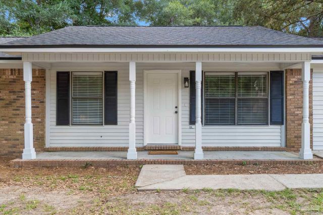 6549 Sinclair St, Milton, FL 32570