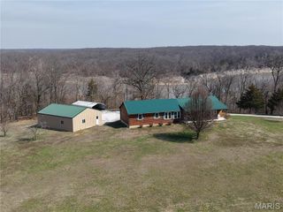 42092 Monroe Trail, Perry, MO 63462