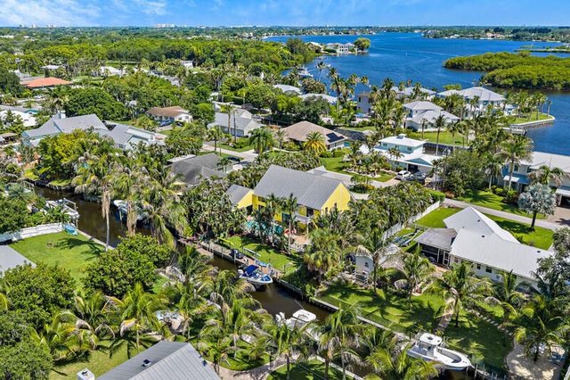 9363 SE COVE POINT Street, Jupiter, FL 33469