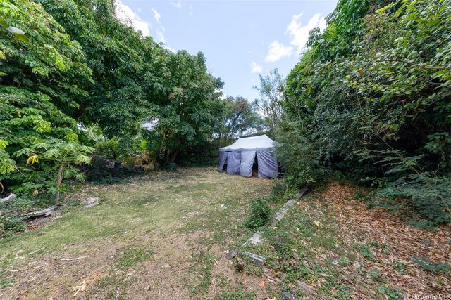 1640 Lusitana Street, Honolulu, HI 96813