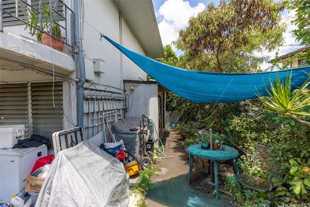 1640 Lusitana Street, Honolulu, HI 96813