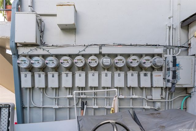 1640 Lusitana Street, Honolulu, HI 96813