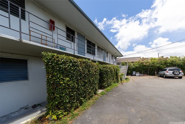 1640 Lusitana Street, Honolulu, HI 96813