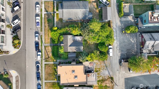 1302 Larrabee Avenue, Bellingham, WA 98225